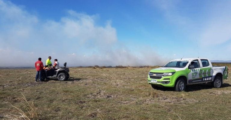 Dado que aún existen ‘puntos calientes’, se realizan trabajos de ‘guardia de ceniza.