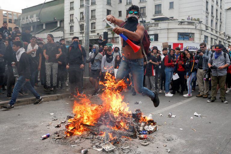 REUTERS/Rodrigo Garrido  REFILE - CORRECTING CITY