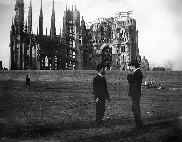 La Sagrada Familia en 1905