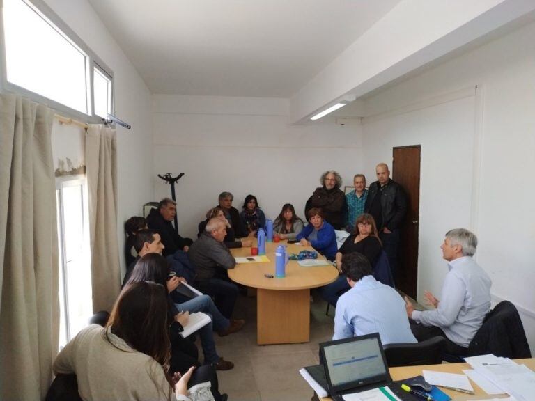 Reunión entre las partes en el Ministerio de Trabajo.