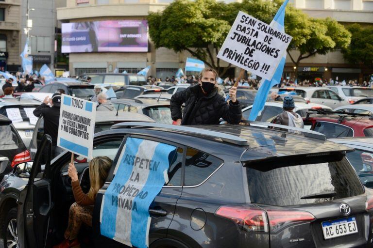 Banderazo por la República en el Obelisco (Foto: Clarín)