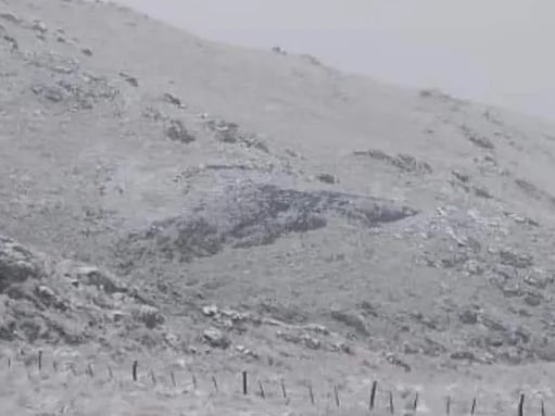 La localidad de Calamuchita quedó teñida de blanco tras la intensa nevada.