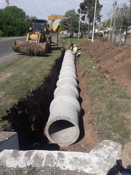 Pujato desarrolla obras para mejorar los desagües del pueblo