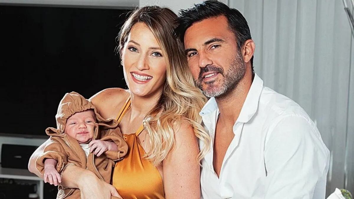 Mica Viciconte con Fabián Cubero y su hijo, Luca