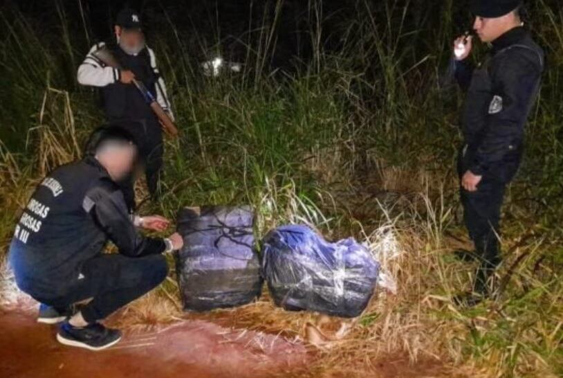 Encubiertos frustran contrabando de marihuana en Eldorado.