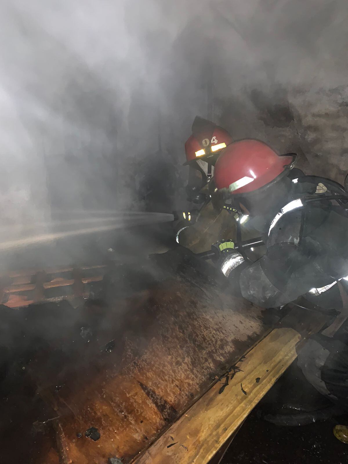 Daños tras el incendio. (Policía)