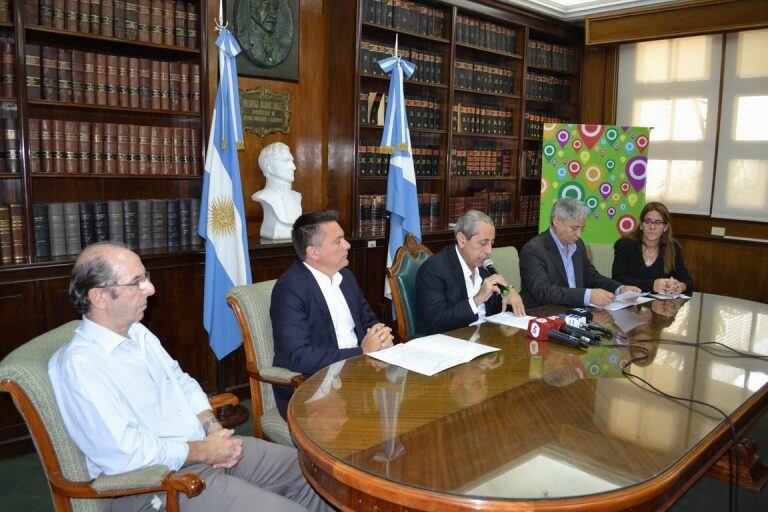 La Provincia de Corrientes anunció incremento salarial del 35%