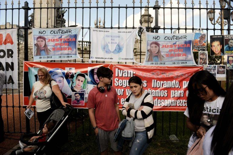 Marcha en el Congreso a un mes del asesinato de Fernando Báez Sosa. (Clarín)