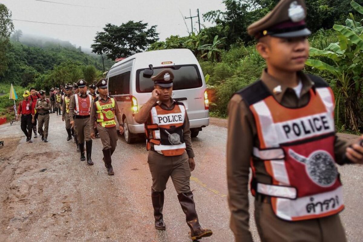 Ya son 8 los chicos que están fuera de la cueva en Tailandia