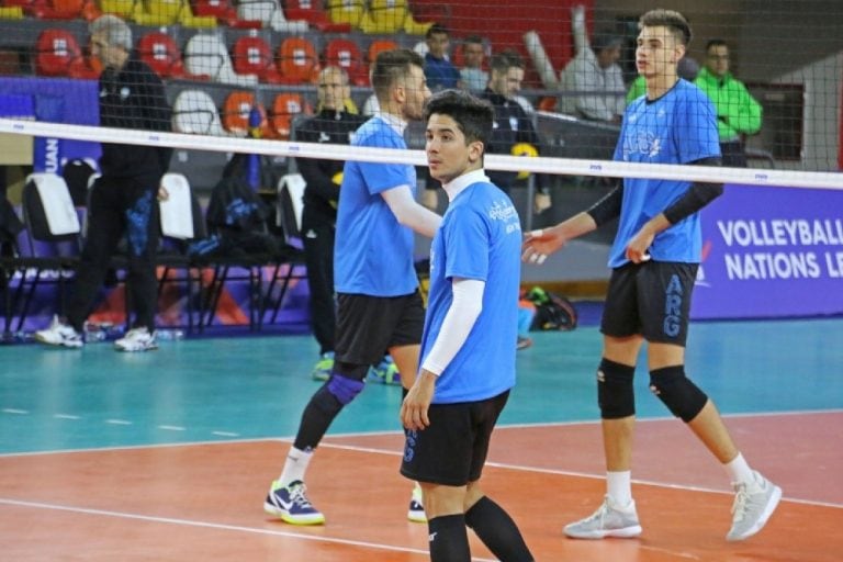 Matías Sánchez, talento sanjuanino en el voley.