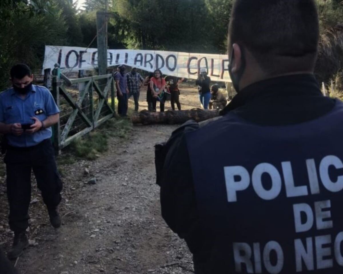 Dueño del campo tomado en El Foyel: "Estamos presos en nuestra propia casa"