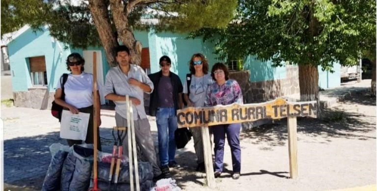 Dicho proyecto tiene  aspectos educativos e institucionales, donde se van realizando charlas con referentes comunales