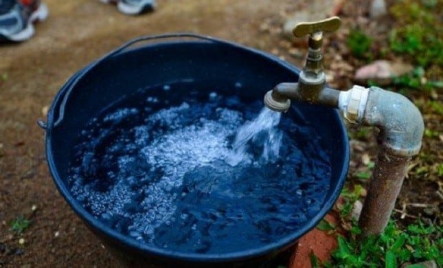 Recomiendan potabilizar el agua con lavandina o hirviéndola.