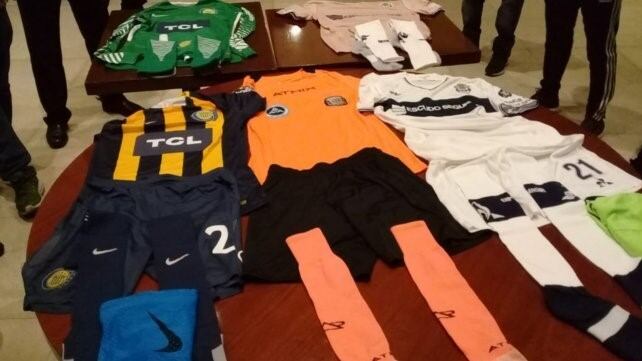 Las camisetas que utilizará Rosario Central en la final ante Gimnasia.