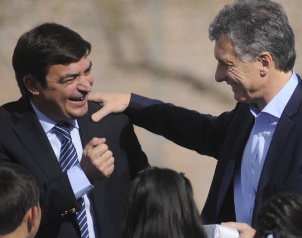 Omar De Marchi junto a Mauricio Macri y sus ganas de suceder a Cornejo.