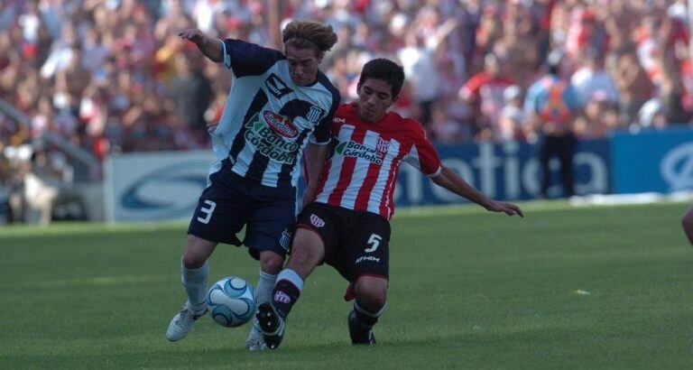 Facu Agustinoy traba con todo en un clásico contra Talleres