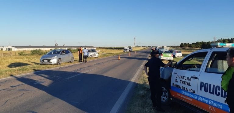 Operativo de tránsito al término de la fiesta clandestina en la ruta 33