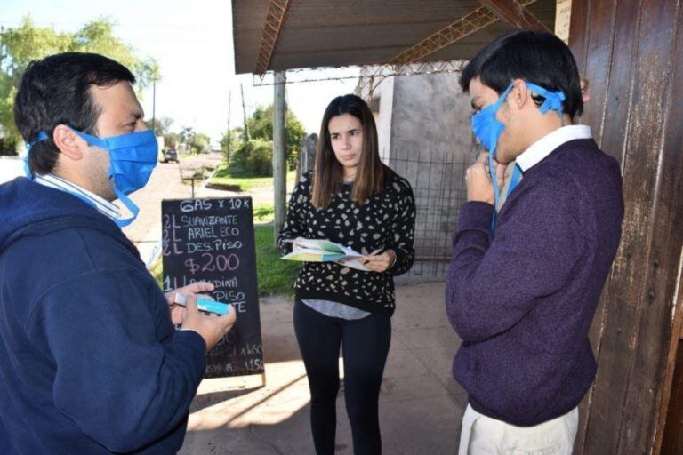 Se distribuyeron 50 posnet gratuitos a pequeños comerciantes.