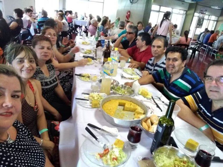 Almuerzo de Camaradería. Escuela Agrotécnica de Eldorado.