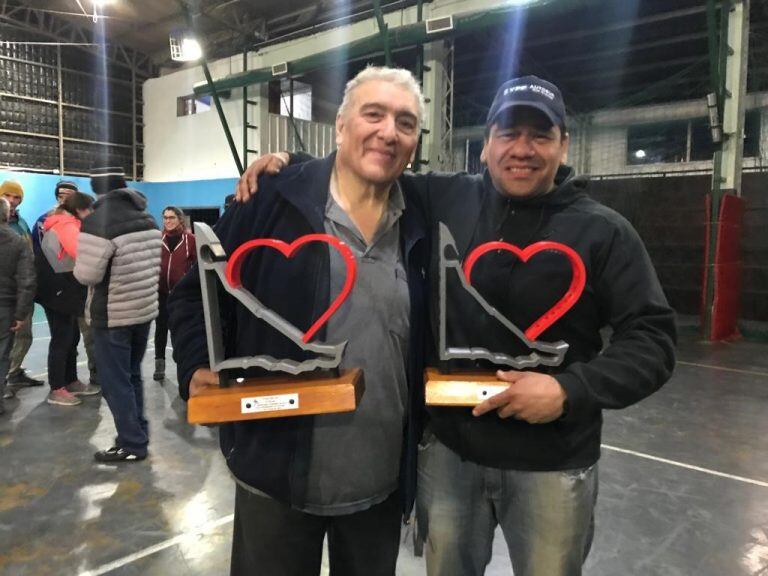 Ganadores del 25° Campeonato Fueguino de Rally,  1º posición el Nº601 Néstor Rodríguez y Marcos López.