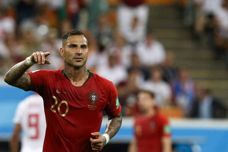 Ricardo Quaresma defendió la camiseta de Portugal en 80 ocasiones. (EFE)