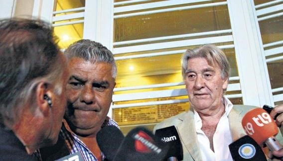 Armando Pérez, cuando estaba al frente de AFA y junto con Chiqui Tapia,.