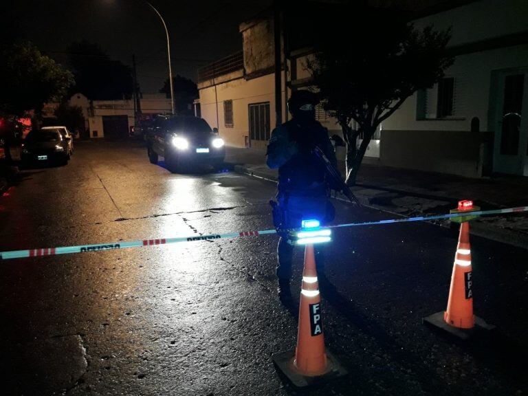 El operativo de la Fuerza Antinarcotráfico se llevó a cabo en barrio Colón.