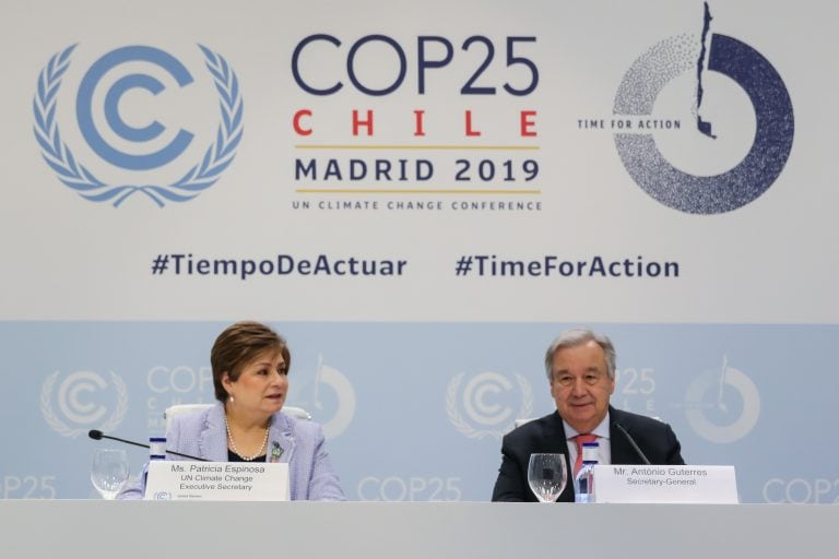 La secretaria ejecutiva de la ONU para el Cambio Climático, Patricia Espinosa, y el secretario general de la ONU, Antonio Guterres, intervienen en una rueda de prensa en Ifema de cara a la Cumbre del Clim (Foto: Jesús Hellín - Europa Press)