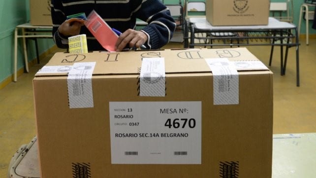 Las elecciones en Santa Fe se harán en forma simultánea con las nacionales