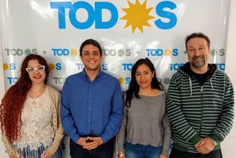 Agustina Cataffi, Rodrigo Sartori, Paula Bermejo y Luis Coca