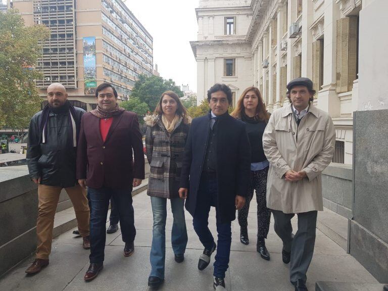 Los concejales de la oposición en Córdoba intentarán frenar en la Justicia el aumento del boleto.