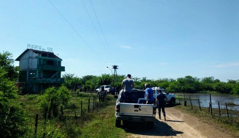 Rastrillaje a la vera del río (Policía Departamental Gchú)