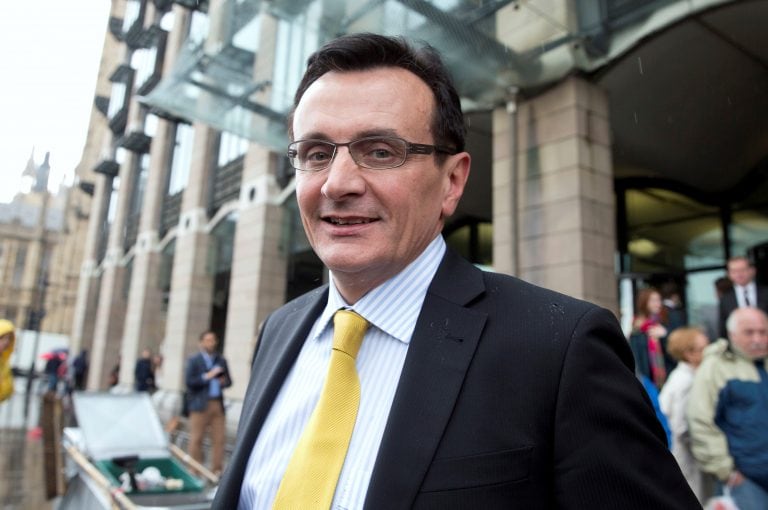 El director ejecutivo de AstraZeneca, Pascal Soriot (REUTERS/Neil Hall/File Photo)