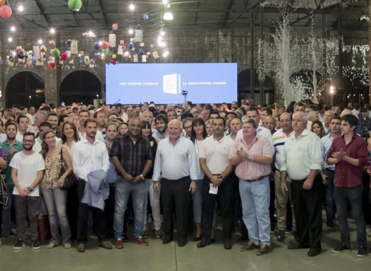 Lifschitz reunió a más de 300 dirigentes locales por la reforma constitucional en Santa Fe