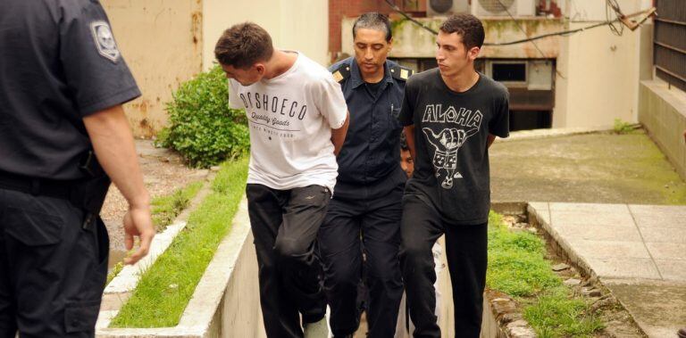 Hallaron semen de los imputados en el cuerpo y la ropa de la adolescente de 14 años que fue abusada en Miramar. (Foto: Clarín)