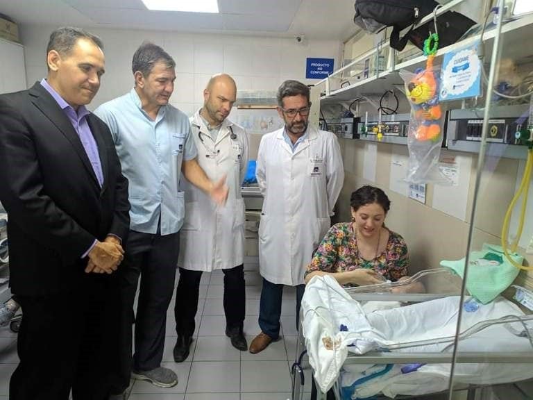 Benjamín recibió el alta médica.