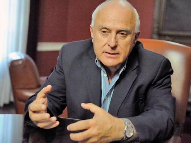 El gobernador Lifschitz se mostró duro con Macri