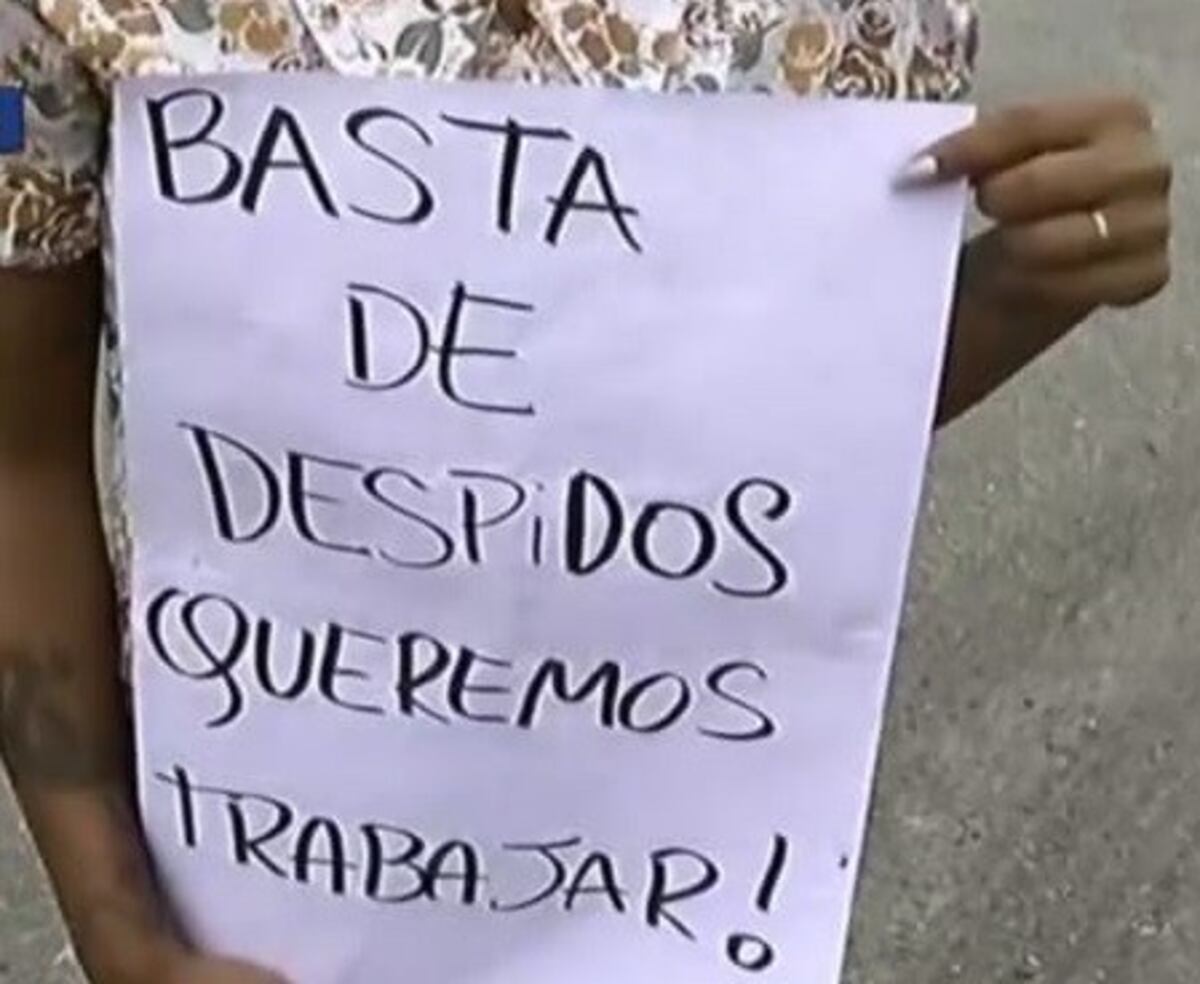 Protesta frente a Electrolux por una veintena de despidos