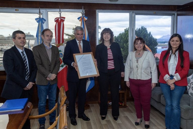 Embajador de Perú en Tierra del Fuego