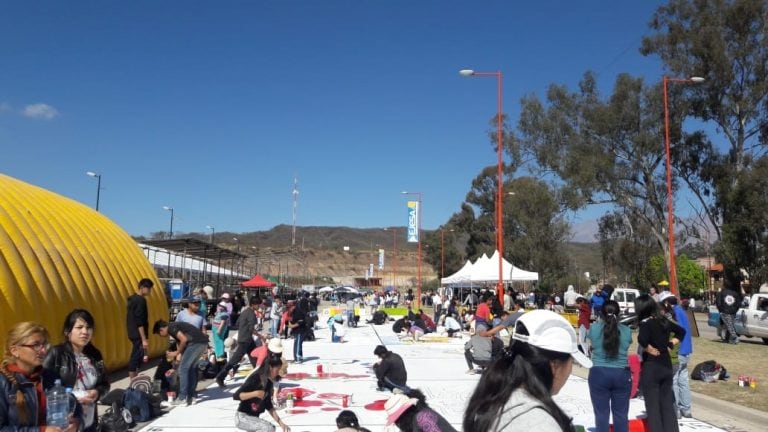 Alumnos se convocaron masivamente en la Pintada 2018 de la FNE