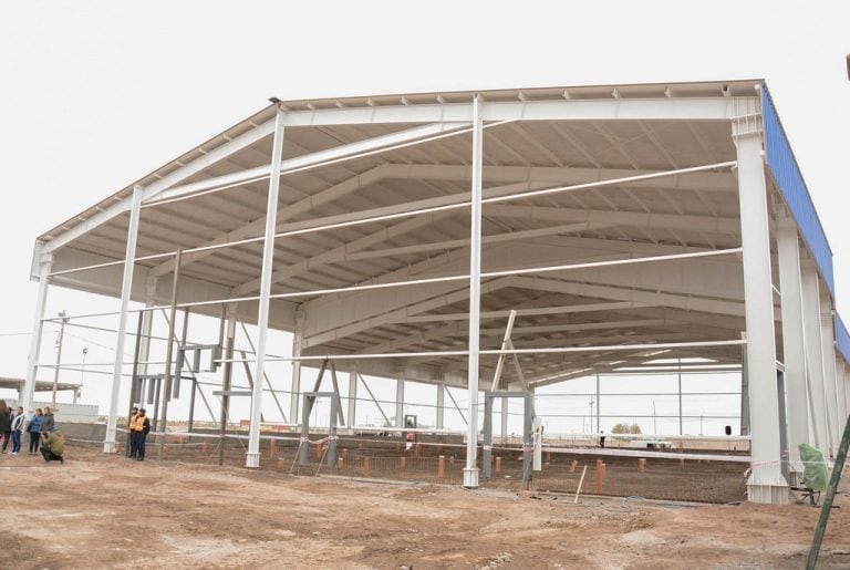 La obra de la Planta de Faena y Frigorífico  tiene un 60% de avance.