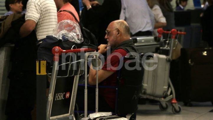 Héctor Timerman partió a Nueva York para continuar con su tratamiento médico por el cáncer que padece.