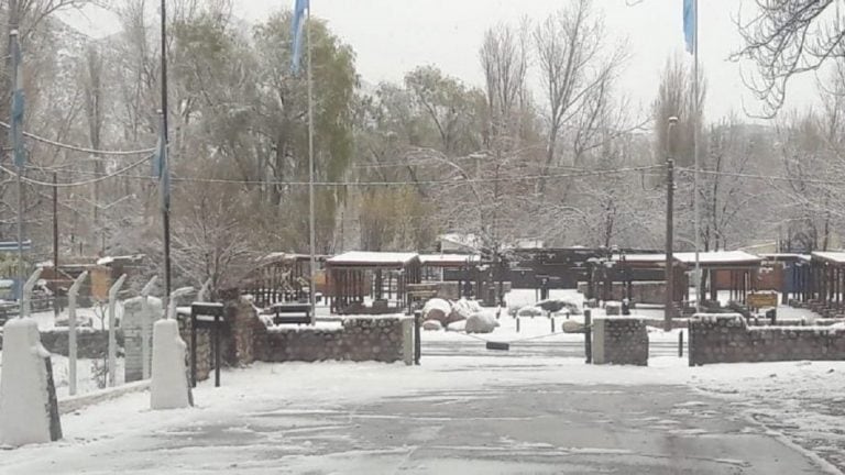 Así quedó el Manzano Histórico tras la nevada.