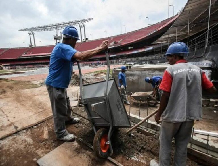 El estadio Morumbí en obras para el partido entre Sao Paulo y Talleres.