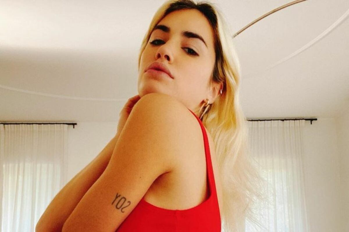 Lali Espósito revolucionó las redes bailando con un top de su colección de ropa