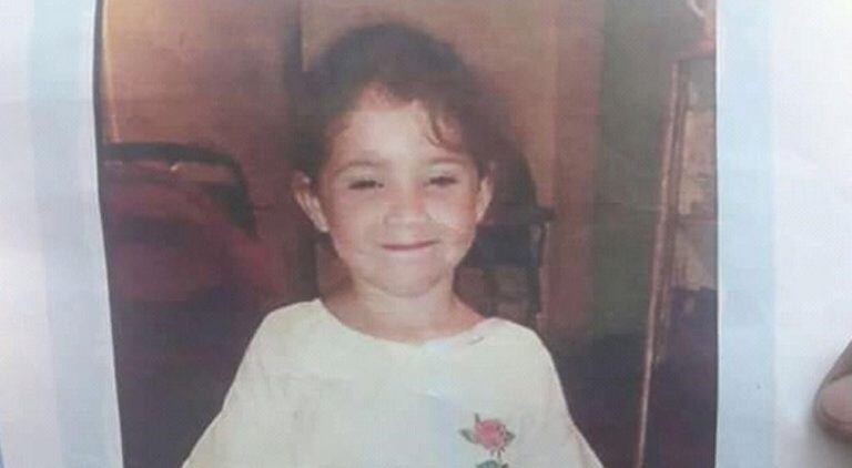 Abril Alejandra Sosa es buscada por sus familiares desde el sábado por la noche.