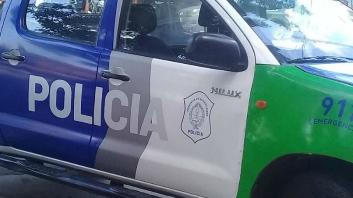 Detuvieron a dos jóvenes que le robaron el auto a un remisero