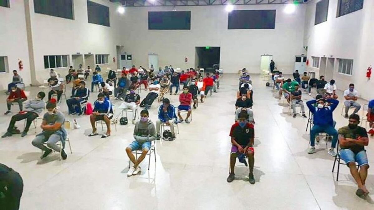 Cuarentena: 400 santiagueños detenidos por violar el aislamiento