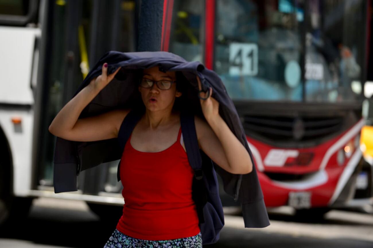 Intensa jornadas de calor. (Josè Gabriel Hernández / La Voz)