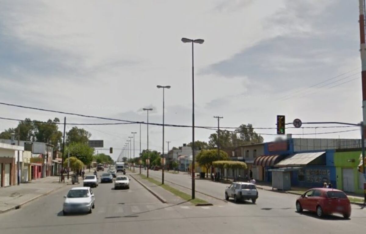 Una mujer murió al ser atropellada mientras cruzaba la calle